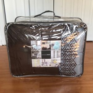 Madison Park Coverlet Set